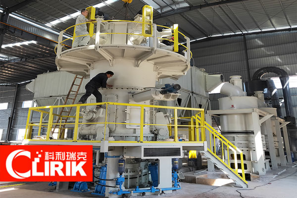 碳酸鈣磨粉生產線現場 碳酸鈣磨粉生產線現場